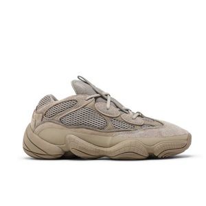 Yeezy 500 light taupe shoes in Mens 6/ fits women’s 8